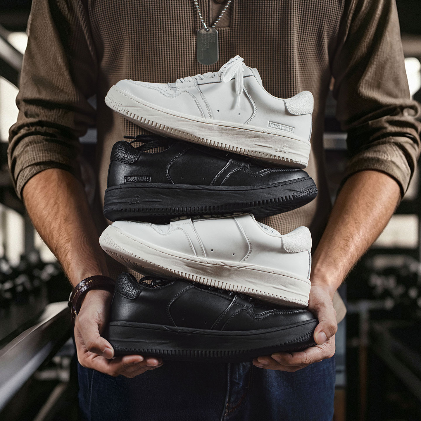 Chunky Sneaker Platform - 매든 클래식 화이트 블랙 플랫폼 스니커즈