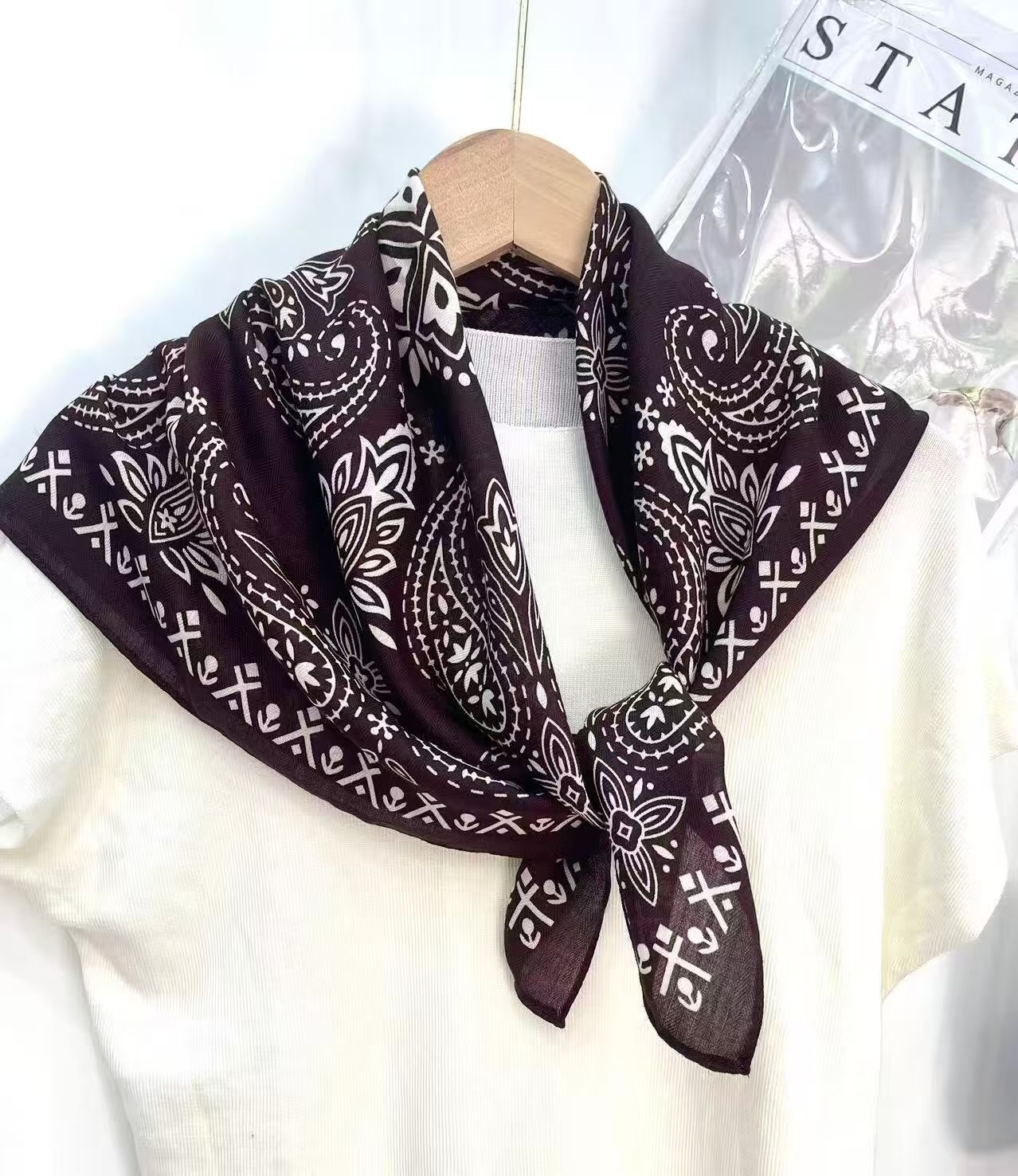 빈티지 캐슈 플라워 스퀘어 스카프 여성용 보헤미안 넥  - Bandana Multi Way 리뷰 및 가격