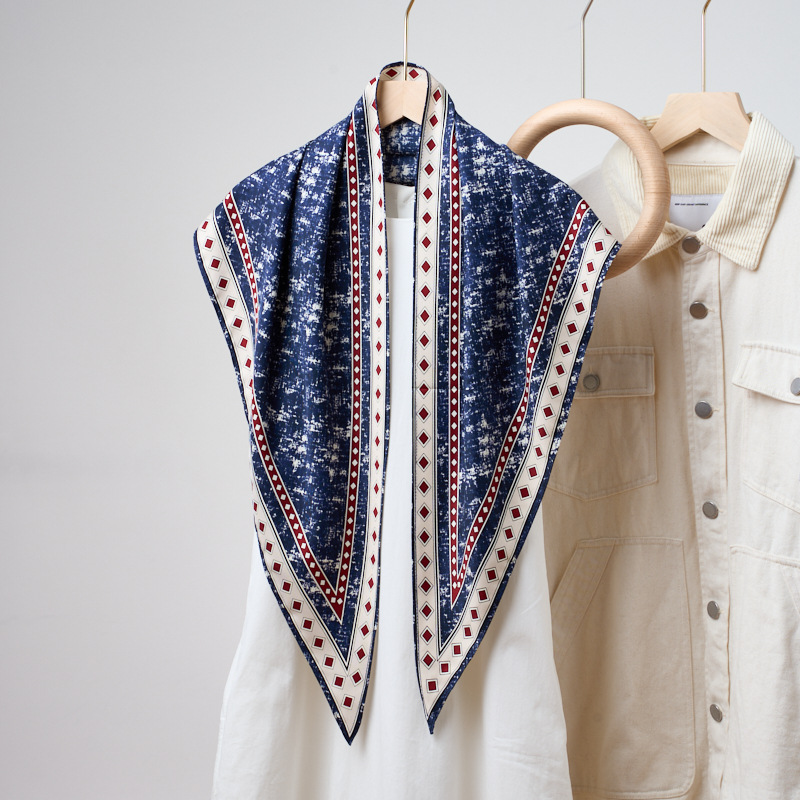 데님 블루 삼각 스카프 새로운 프린트 반다나 멀티웨이  - Bandana Multi Way 리뷰 및 가격